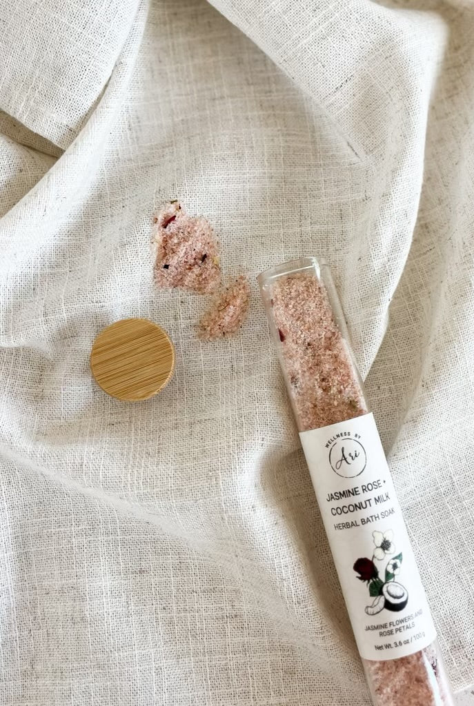 🌿 Botanical Bath Salt Soak - Relaxing Mineral Bath - Coconut Milk Jasmine + Rose - view 2