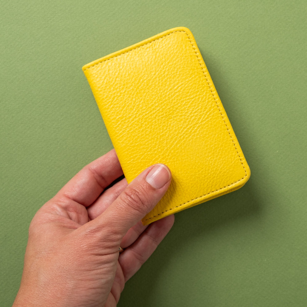 Compact Bifold with RFID Protection - Sunny Yellow — CASUPO