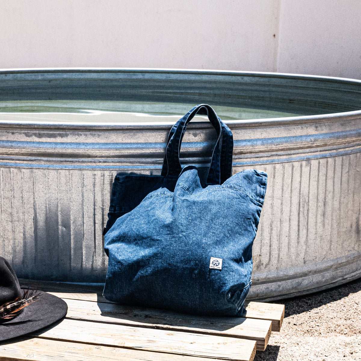 THE TOTE BAG - view 2