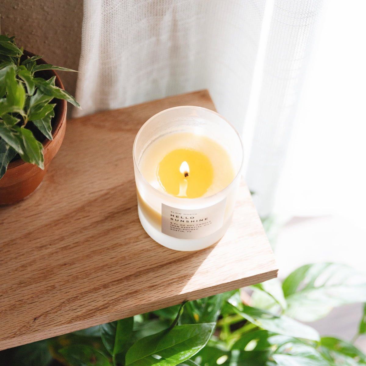 Hello Sunshine - Signature Candle (Grapefruit + Geranium + Lime) - view 6
