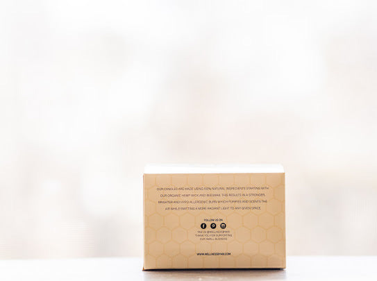 Leather + Smoke Beeswax Candle |8 oz