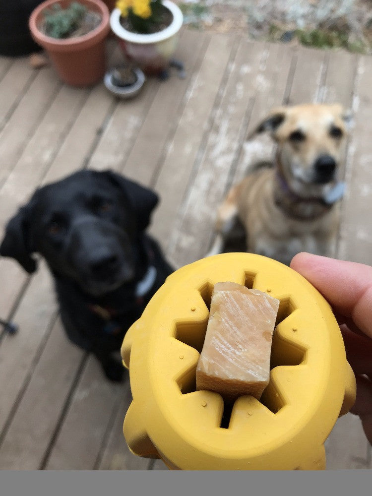Gear eDispenser - Durable Rubber Yak Chew Holder & Treat Pocket - view 7