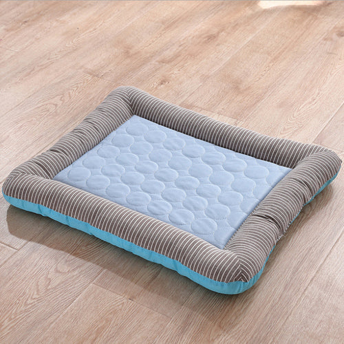 Cooling pet mats for dogs & cats (puppies/kittens): ice silk, breathable, soft summer pads in pink/blue.