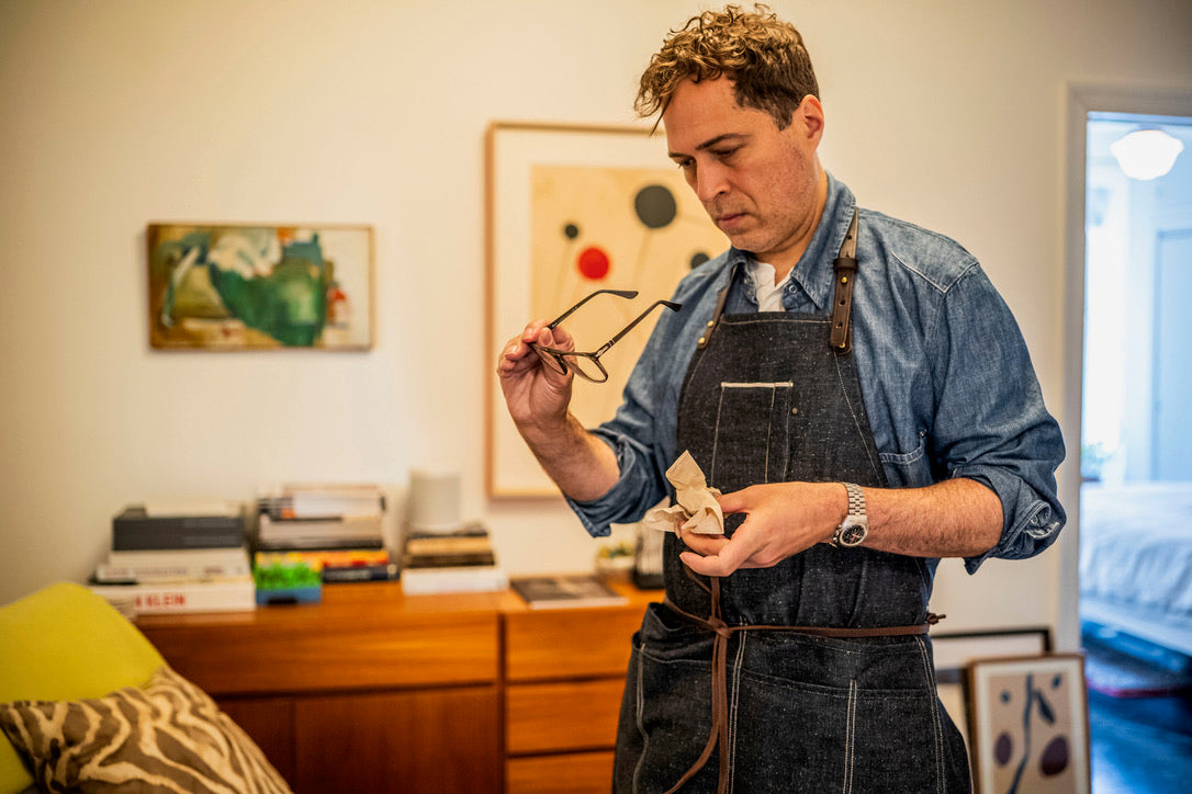 THE SELVEDGE APRON WITH REMOVABLE LEATHER - view 3