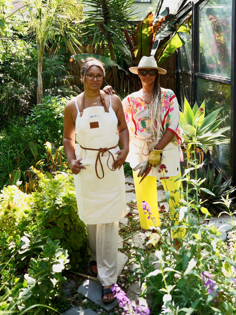 THE NATURAL CANVAS APRON - view 2