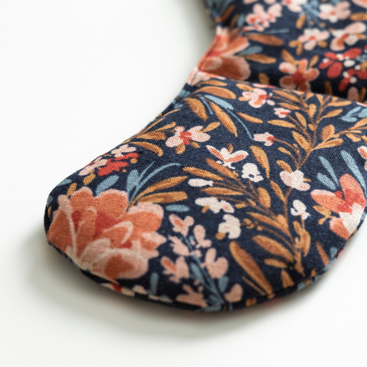 Eye Mask - Pom Blossom - view 5