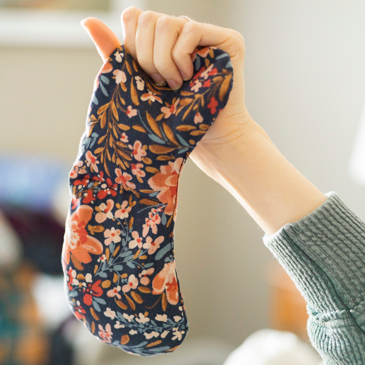 Eye Mask - Pom Blossom - view 6