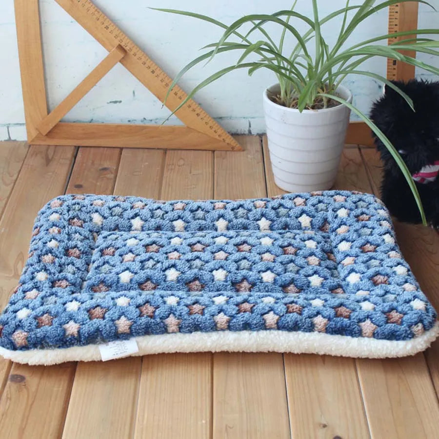 Warm Soft Fleece Pet Mat Travel Cat Litter Dog Blanket Puppy Cushion Pet Pad Dog Bed Cheap 5 Size for Small And Large Dogs - 