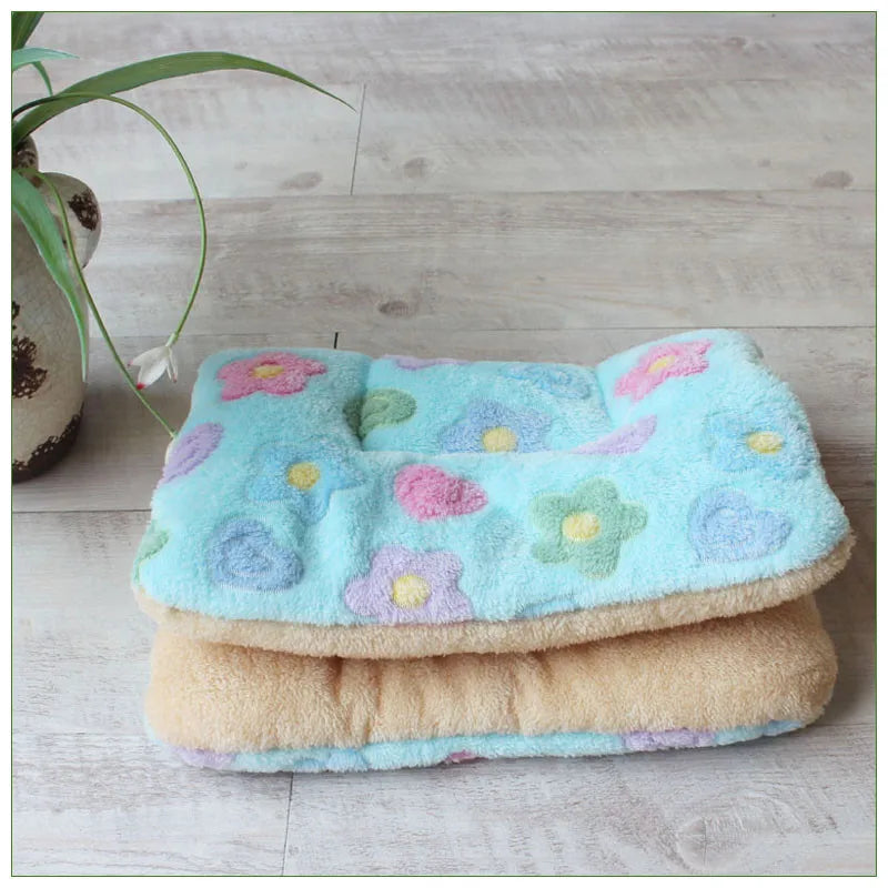 Warm Soft Fleece Pet Mat Travel Cat Litter Dog Blanket Puppy Cushion Pet Pad Dog Bed Cheap 5 Size for Small And Large Dogs - 