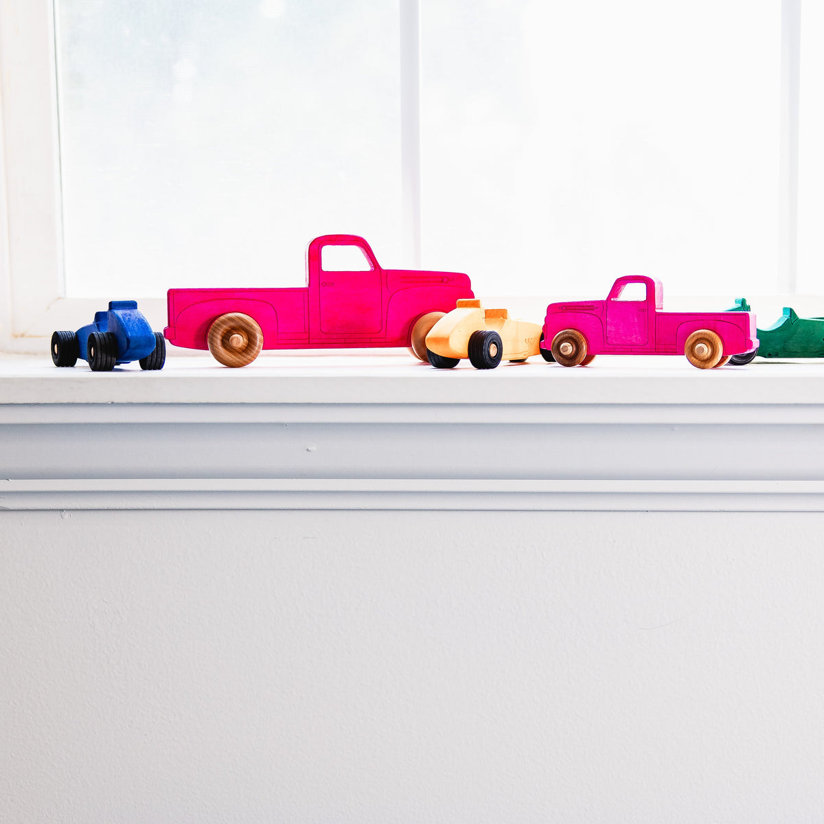 Montessori Educational 5.5" Pink Wooden Pickup Truck for Toddlers 1–3 - view 2